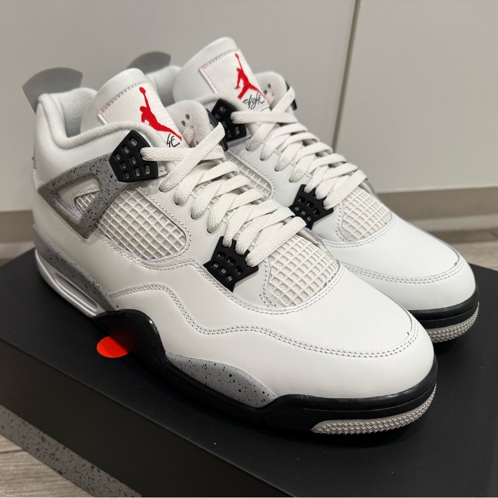 Air Jordan 4 Retro OG White Cement FV5029-100 Summit Fire Red Tech Grey Black 12 - Picture 4 of 12